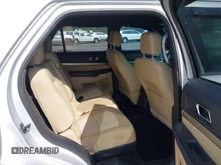 2016 Ford Explorer with VIN 1FM5K7BH9GGB39066, listed as a IAAI auction lot 41953309 with 193,779 mi miles. Bid and sale history available at carsss.com. Image 8.