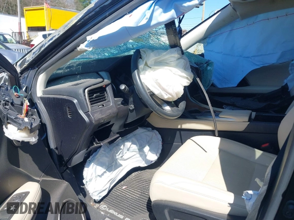 2022 Lexus RX 350 z VIN 2T2HZMDA6NC353726, wystawiony jako IAAI lot #42025978 z przebiegiem 72 901 mil mil oraz . Historia ofert i sprzedaży dostępna na DreamBid. Obrazek 5.