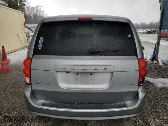2019 Dodge Grand Caravan SXT with VIN 2C4RDGCG1KR595981, listed as a Copart auction lot 88133645 with 104,852 mi miles and Salvage Title. Bid and sale history available at DreamBid. Image 6.