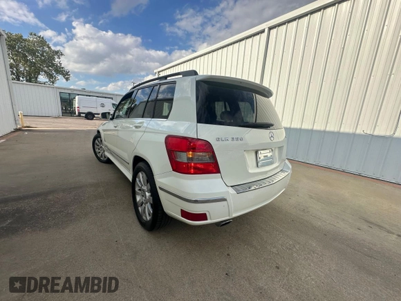 2012 Mercedes-Benz GLK 350 with VIN WDCGG8HBXCF939456, listed as a Copart auction lot 78758344 with 117,628 mi miles and Clean Title. Bid and sale history available at DreamBid. Image 3.
