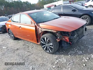 2019 Nissan Altima 2.5 SR with VIN 1N4BL4CV6KC102571, listed as a IAAI auction lot 40963352 with 203,747 mi miles. Bid and sale history available at carsss.com. Image 1.
