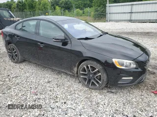 2017 Volvo S60 Dynamic z VIN YV126MFL2H2439758, wystawiony jako Copart lot #59718545 z przebiegiem 54 857 mil mil oraz Szkoda całkowita • Salvage title. Historia ofert i sprzedaży dostępna na DreamBid. Obrazek 4.