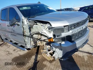 2020 Chevrolet Silverado 1500 Custom with VIN 3GCPWBEH2LG182016, listed as a IAAI auction lot 41364095 with 132,486 mi miles. Bid and sale history available at carsss.com. Image 6.