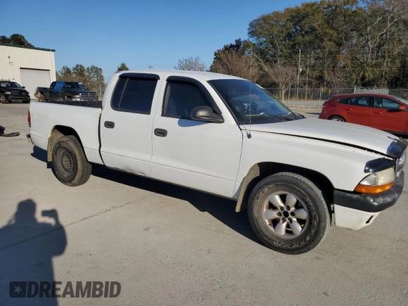 2004 Dodge Dakota Sport with VIN 1D7HL38K34S561259, listed as a Copart auction lot 83047884 with 118,565 mi miles and Salvage Title. Bid and sale history available at carsss.com. Image 4.