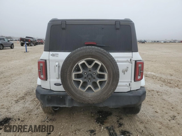 2023 Ford Bronco z VIN 1FMEE5BP3PLB45231, wystawiony jako Copart lot #42771335 z przebiegiem 45 981 mil mil oraz Szkoda całkowita • Salvage title. Historia ofert i sprzedaży dostępna na DreamBid. Obrazek 6.