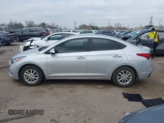 2020 Hyundai Accent SE with VIN 3KPC24A63LE126821, listed as a IAAI auction lot 41555407 with 33,639 mi miles. Bid and sale history available at carsss.com. Image 14.