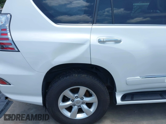2016 Lexus GX 460 with VIN JTJBM7FX1G5121351, listed as a IAAI auction lot 42495620 with 164,258 mi miles and . Bid and sale history available at DreamBid. Image 17.