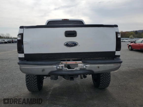 2004 Ford F-350 XL with VIN 1FTSW31P64ED75758, listed as a Copart auction lot 54045575 with 185,254 mi miles and Clean Title. Bid and sale history available at DreamBid. Image 6.