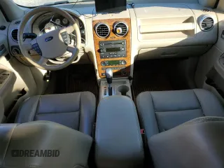 2007 Ford Freestyle Limited with VIN 1FMDK03187GA33793, listed as a Copart auction lot 43577275 with 130,243 mi miles and Clean Title. Bid and sale history available at carsss.com. Image 8.