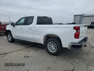 2021 Chevrolet Silverado 1500 LT with VIN 1GCRYDED0MZ108834, listed as a Copart auction lot 44818655 with 43,207 mi miles and Salvage Title. Bid and sale history available at DreamBid. Image 2.