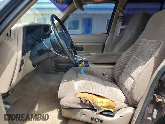 1994 Ford Explorer Eddie Bauer z VIN 1FMDU32X8RUA78299, wystawiony jako Copart lot #56735765 z przebiegiem 678 821 mil mil oraz Szkoda całkowita • Salvage title. Historia ofert i sprzedaży dostępna na DreamBid. Obrazek 7.