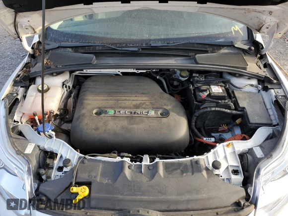 2013 Ford Focus Electric z VIN 1FADP3R46DL235601, wystawiony jako Copart lot #80040644 z przebiegiem Nie podano mil oraz Czysty tytuł • Clean title. Historia ofert i sprzedaży dostępna na DreamBid. Obrazek 11.
