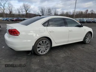 2015 Volkswagen Passat Sport z VIN 1VWBT7A35FC026650, wystawiony jako Copart lot #79938174 z przebiegiem 109 921 mil mil oraz Szkoda całkowita • Salvage title. Historia ofert i sprzedaży dostępna na DreamBid. Obrazek 3.