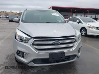 2017 Ford Escape SE with VIN 1FMCU0GD8HUC00733, listed as a IAAI auction lot 41576112 with 130,484 mi miles. Bid and sale history available at carsss.com. Image 6.