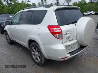 2010 Toyota RAV4 Limited с VIN 2T3YK4DV1AW008258, выставлен на аукционе IAAI как лот 42043403 с пробегом 145 847 миль миль и . История ставок и продаж доступна на DreamBid. Изображение 3.