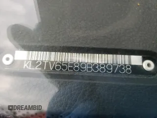 2009 Pontiac G3 z VIN KL2TV65E89B389738, wystawiony jako Copart lot #61396864 z przebiegiem Nie podano mil oraz Nie do naprawy. Historia ofert i sprzedaży dostępna na DreamBid. Obrazek 12.