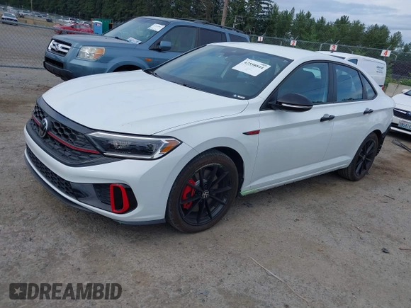 2024 Volkswagen Jetta 40th Anniversary Edition with VIN 3VW8T7BU4RM004952, listed as a IAAI auction lot 42558844 with 5,541 mi miles and . Bid and sale history available at DreamBid. Image 18.