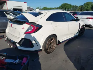 2019 Honda Civic Type R Touring z VIN SHHFK8G75KU206732, wystawiony jako IAAI lot #41973677 z przebiegiem 52 639 mil mil oraz . Historia ofert i sprzedaży dostępna na DreamBid. Obrazek 4.