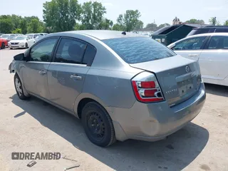 2008 Nissan Sentra S z VIN 3N1AB61E98L666254, wystawiony jako IAAI lot #42412586 z przebiegiem 197 876 mil mil oraz . Historia ofert i sprzedaży dostępna na DreamBid. Obrazek 3.