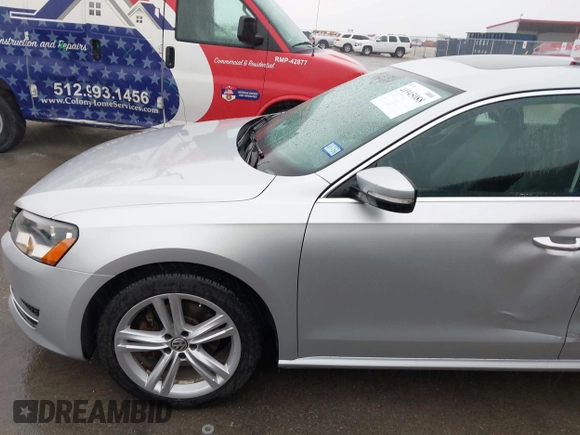 2015 Volkswagen Passat SE с VIN 1VWBV7A39FC031487, выставлен на аукционе IAAI как лот 41945088 с пробегом 171 742 миль миль и . История ставок и продаж доступна на DreamBid. Изображение 18.