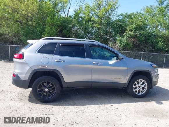 2016 Jeep Cherokee Latitude с VIN 1C4PJMCB8GW123908, выставлен на аукционе IAAI как лот 42321988 с пробегом 77 358 миль миль и . История ставок и продаж доступна на DreamBid. Изображение 14.