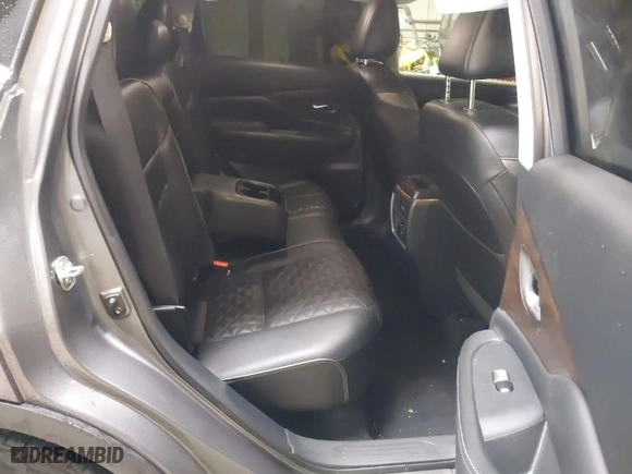 2019 Nissan Murano S with VIN 5N1AZ2MSXKN120195, listed as a IAAI auction lot 41031397 with 61,161 mi miles. Bid and sale history available at carsss.com. Image 8.