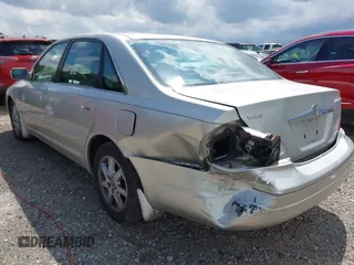 2000 Toyota Avalon XL with VIN 4T1BF28B8YU103644, listed as a IAAI auction lot 42167780 with 209,787 mi miles and . Bid and sale history available at DreamBid. Image 3.
