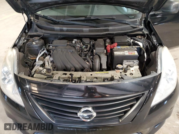 2012 Nissan Versa SV z VIN 3N1CN7AP1CL914898, wystawiony jako Copart lot #59397885 z przebiegiem 85 500 mil mil oraz Szkoda całkowita • Salvage title. Historia ofert i sprzedaży dostępna na DreamBid. Obrazek 11.