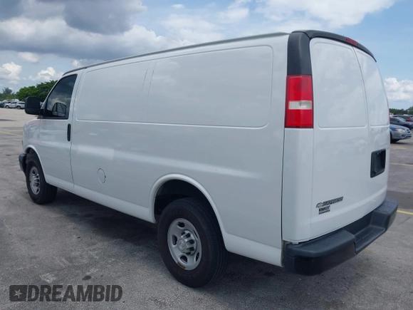 2018 Chevrolet Express Cargo with VIN 1GCWGAFP0J1342902, listed as a IAAI auction lot 42568676 with 98,489 mi miles and . Bid and sale history available at DreamBid. Image 3.