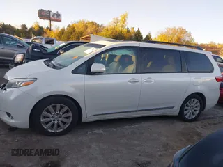 2016 Toyota Sienna XLE with VIN 5TDYK3DC9GS759983, listed as a IAAI auction lot 40859938 with 120,066 mi miles and . Bid and sale history available at DreamBid. Image 15.