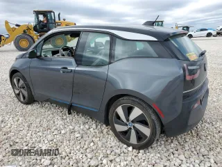 2019 BMW i3 with VIN WBY8P2C54K7D99427, listed as a Copart auction lot 71576363 with 0 mi miles. Bid and sale history available at carsss.com. Image 2.