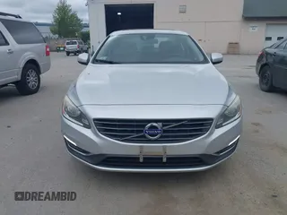 2015 Volvo S60 T5 Premier z VIN YV1612TB0F2316022, wystawiony jako IAAI lot #42331989 z przebiegiem 107 167 mil mil oraz . Historia ofert i sprzedaży dostępna na DreamBid. Obrazek 12.