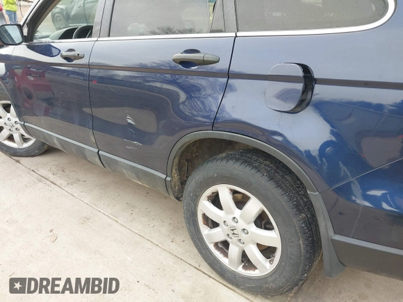 2011 Honda CR-V SE with VIN 5J6RE4H40BL104216, listed as a IAAI auction lot 41689368 with 141,129 mi miles. Bid and sale history available at carsss.com. Image 20.