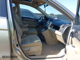 2008 Honda CR-V EX with VIN JHLRE38598C014034, listed as a IAAI auction lot 41678378 with 142,561 mi miles. Bid and sale history available at carsss.com. Image 5.
