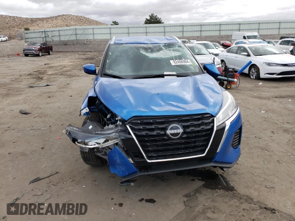 2023 Nissan Kicks SV with VIN 3N1CP5CV8PL523330, listed as a Copart auction lot 82406904 with 40,624 mi miles and Clean Title. Bid and sale history available at DreamBid. Image 5.
