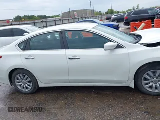 2017 Nissan Altima SV with VIN 1N4AL3AP0HC498385, listed as a IAAI auction lot 41881873 with 126,099 mi miles and . Bid and sale history available at carsss.com. Image 12.