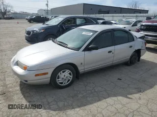 2001 Saturn SL z VIN 1G8ZF54891Z304468, wystawiony jako Copart lot #49996895 z przebiegiem 230 546 mil mil oraz Szkoda całkowita • Salvage title. Historia ofert i sprzedaży dostępna na DreamBid. Obrazek 1.