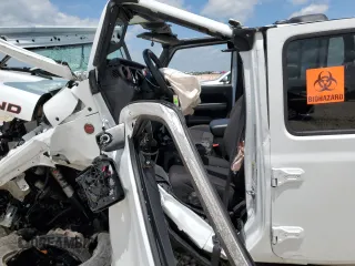 2021 Jeep Gladiator Mojave with VIN 1C6JJTEG5ML624140, listed as a Copart auction lot 54108725 with Not provided miles and Non repairable. Bid and sale history available at DreamBid. Image 7.