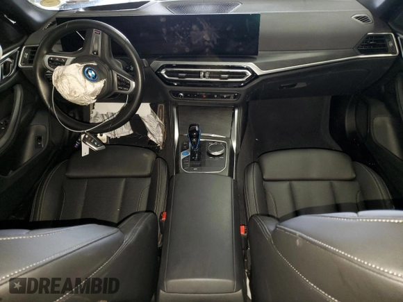 2022 BMW i4 eDrive40 z VIN WBY73AW0XNFM42466, wystawiony jako Copart lot #87421194 z przebiegiem Nie podano mil oraz Szkoda całkowita • Salvage title. Historia ofert i sprzedaży dostępna na DreamBid. Obrazek 8.
