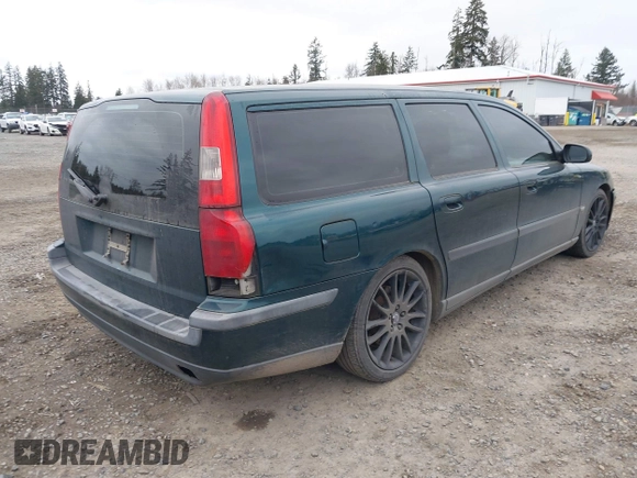 2002 Volvo V70 with VIN YV1SW58D621191782, listed as a IAAI auction lot 41736536 with 216,247 mi miles and . Bid and sale history available at DreamBid. Image 4.