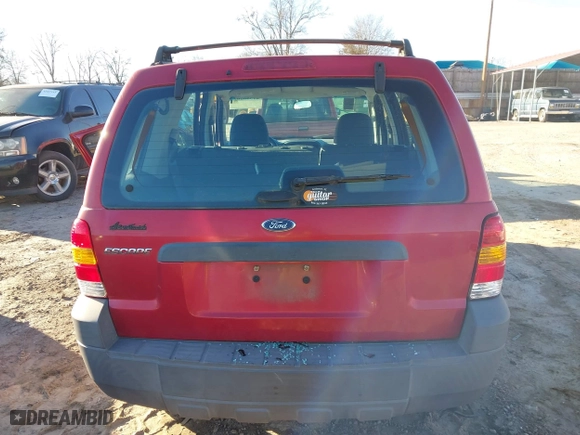2007 Ford Escape XLS with VIN 1FMYU02Z87KA40260, listed as a IAAI auction lot 41588287 with 188,144 mi miles. Bid and sale history available at carsss.com. Image 16.