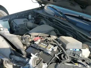 2015 Toyota Tacoma with VIN 5TFTX4CN8FX059806, listed as a IAAI auction lot 43276685 with 111,271 mi miles and . Bid and sale history available at DreamBid. Image 19.