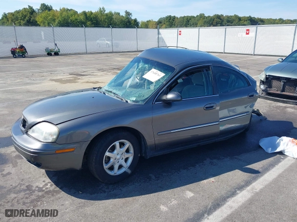 2002 Mercury Sable GS with VIN 1MEFM50U62G642441, listed as a IAAI auction lot 40982530 with 1 mi miles. Bid and sale history available at carsss.com. Image 2.