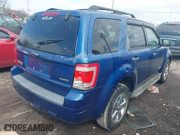2008 Ford Escape XLT with VIN 1FMCU93168KE20965, listed as a IAAI auction lot 41896992 with 242,835 mi miles. Bid and sale history available at carsss.com. Image 4.