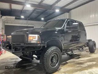 2003 Ford F-350 XL with VIN 1FTSW31P13ED34095, listed as a Copart auction lot 52832415 with 198,305 mi miles and Salvage Title. Bid and sale history available at DreamBid. Image 2.