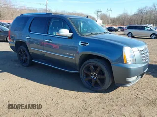 2008 Cadillac Escalade with VIN 1GYFK63828R160133, listed as a IAAI auction lot 41714251 with 213,860 mi miles. Bid and sale history available at carsss.com. Image 1.