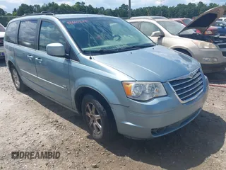 2008 Chrysler Town & Country Touring z VIN 2A8HR54P58R843425, wystawiony jako IAAI lot #42610374 z przebiegiem 129 406 mil mil oraz . Historia ofert i sprzedaży dostępna na DreamBid. Obrazek 1.