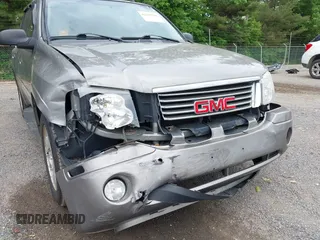 2007 GMC Envoy SLE z VIN 1GKDT13S472253627, wystawiony jako IAAI lot #42292399 z przebiegiem 204 263 mil mil oraz . Historia ofert i sprzedaży dostępna na DreamBid. Obrazek 6.