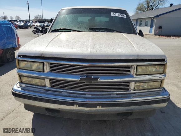 1999 Chevrolet Tahoe with VIN 3GNEK18R4XG171744, listed as a Copart auction lot 50160915 with 209,175 mi miles and Salvage Title. Bid and sale history available at carsss.com. Image 5.