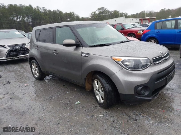 2017 Kia Soul with VIN KNDJN2A25H7501924, listed as a IAAI auction lot 41560328 with 116,642 mi miles. Bid and sale history available at carsss.com. Image 1.